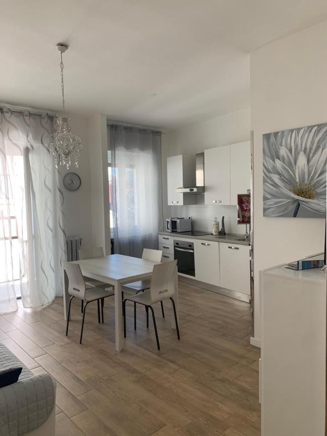 Maison Sophie Arona Extérieur photo